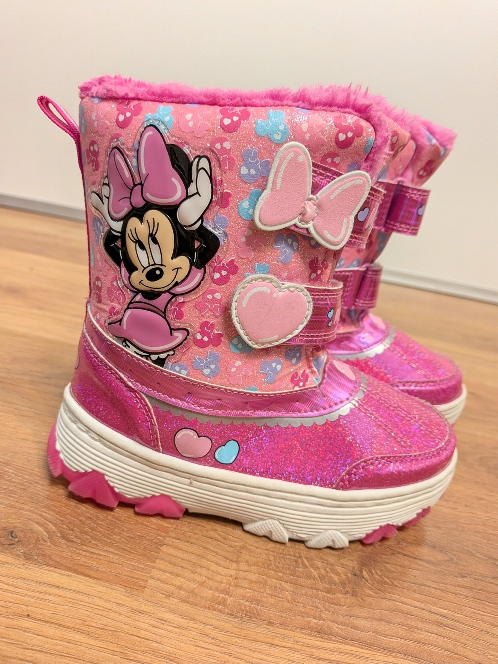 Light Up  Minnie Mouse Girls' Winter Boots In Excellent Condition Size 11🎀
